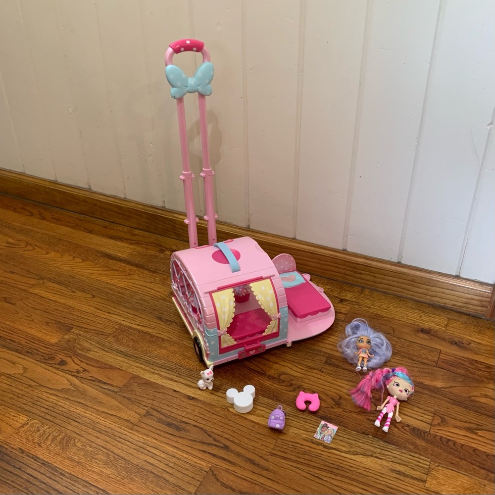 Disney Minnie Mouse Pet Carrier Camper Handle Play Set
Dolls Dog Backpack Pillow